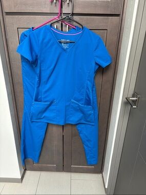 Purple Label Bright Royal Blue Scrub Set - V-Neck Top & Pants
